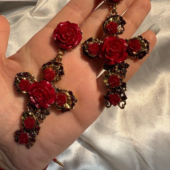 Unique anthropology flora vintage gold Red Rose Cross Earrings - Picture 5 of 10